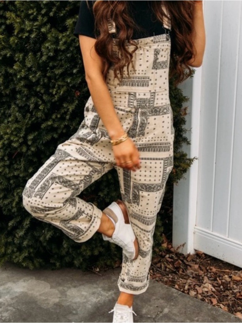 NWT Easel Paisley Boho Print
Olive Overalls Jumpsuit
Casual Jumper